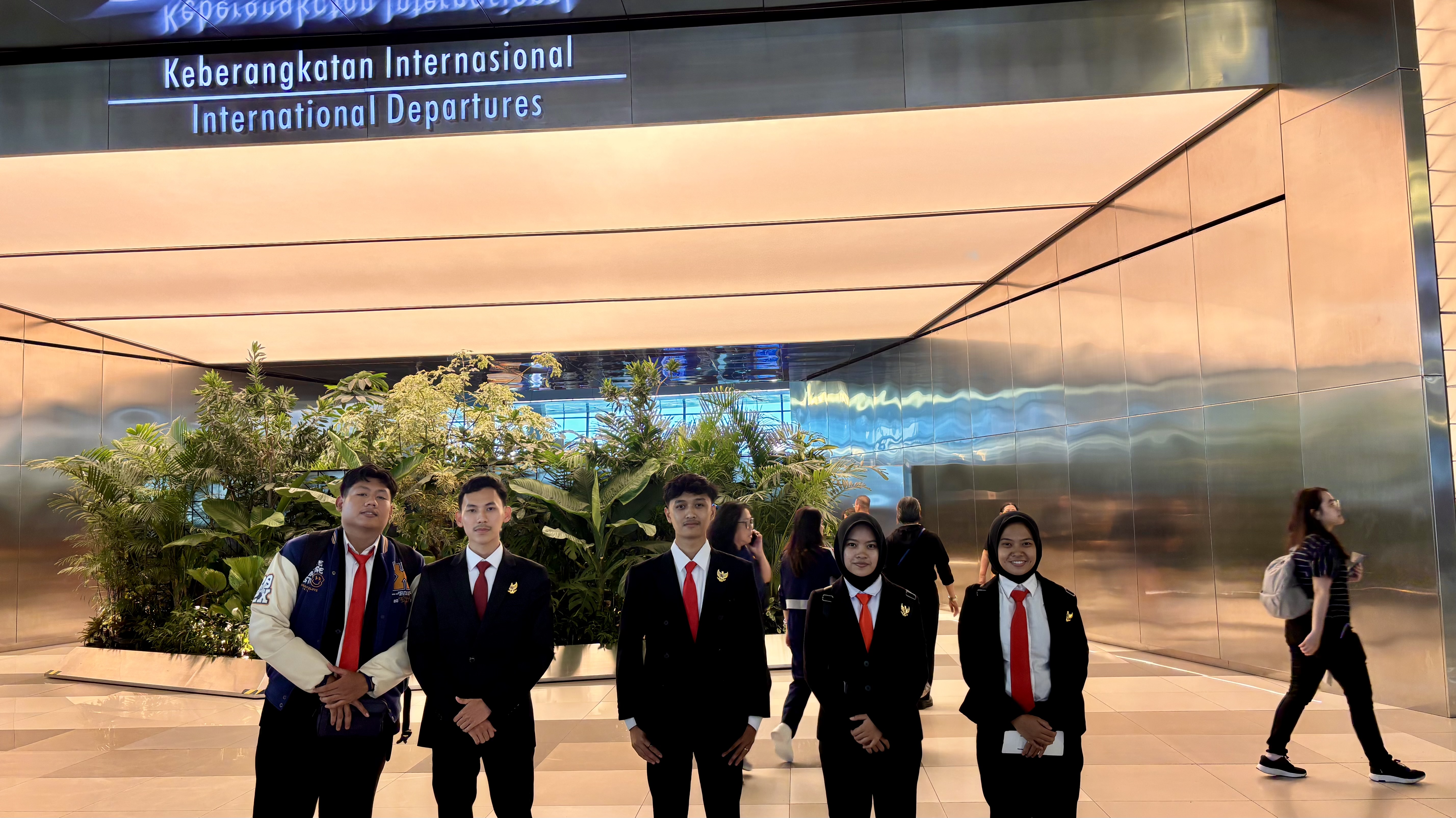 LPK GMI Airport Departure